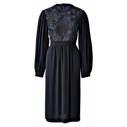 Patron Burda 5784 - Robe taille resserrée et manches bouffantes