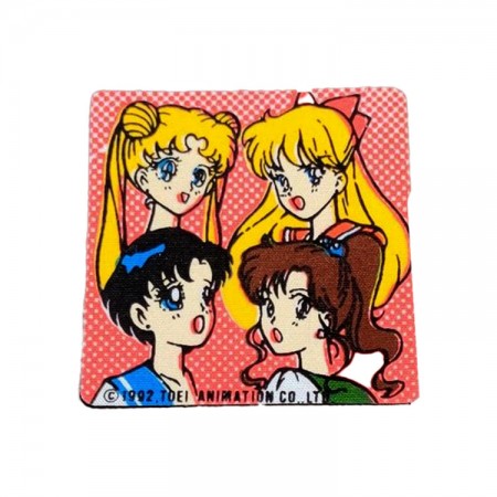 Écusson thermocollant Sailor Moon - 4 personnages fond rouge