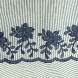 Tissu chambray - Rayure bleu avec dentelle