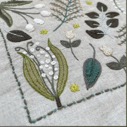 Kit de broderie - Calendrier perpétuel - Mai