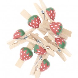 Pince en bois fraise