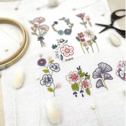 Kit de broderie - Easy custo - Parlons fleurs